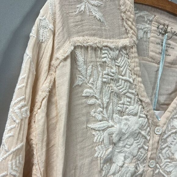 NWT Kyla Seo Pia Women's Cream Embroidered Blouse in Petal Pink Small - Picture 5 of 10